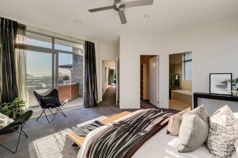 Photo of property in 118a Centaurus Road, Huntsbury, Christchurch, 8022