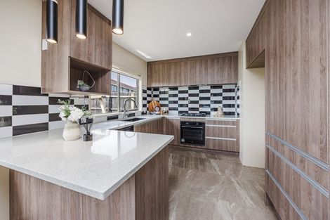 Photo of property in 25 Landette Road, Manurewa, Auckland, 2102