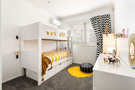 Photo of property in 17 Kunzea Place, Greenhithe, Auckland, 0632