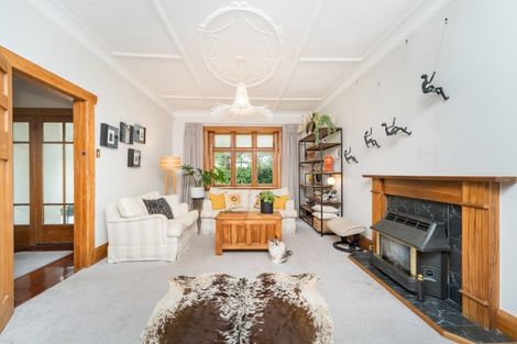 Photo of property in 11 Florence Avenue, Palmerston North, 4414