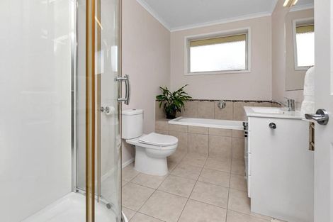 Photo of property in 371 One Tree Point Road, One Tree Point, 0118