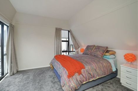 Photo of property in 76a Memorial Avenue, Ilam, Christchurch, 8053