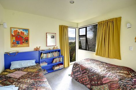 Photo of property in 3 Howard Street, Macandrew Bay, Dunedin, 9014