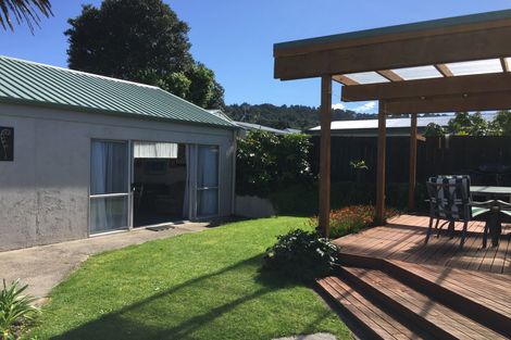 Photo of property in 47 Beach Road, Waihi Beach, 3611