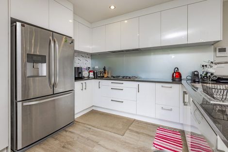 Photo of property in 3 Veneta Close, Flat Bush, Auckland, 2019