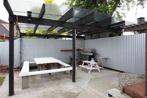 Photo of property in 2 Clutha Street, Alexandra, 9320