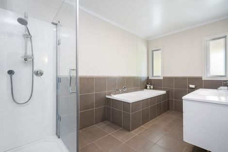 Photo of property in 11 Maraenui Drive, Kerikeri, 0293