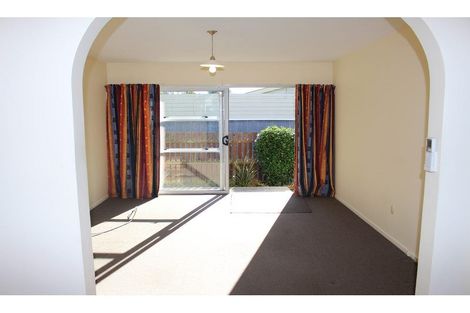 Photo of property in 2/33 Trent Street, Linwood, Christchurch, 8011