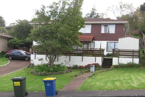 Photo of property in 16 Glenbervie Crescent, Massey, Auckland, 0614