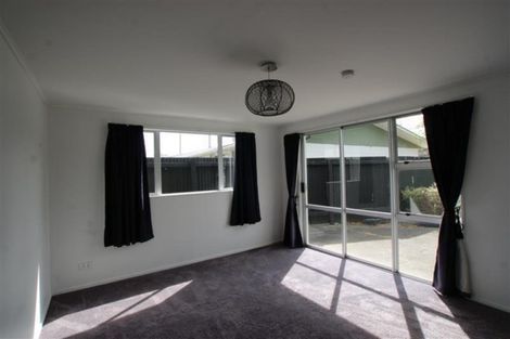Photo of property in 2a Nikau Drive, Redwoodtown, Blenheim, 7201
