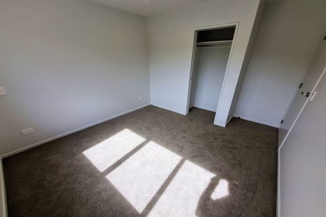 Photo of property in 17 Bee Lane, Whitby, Porirua, 5024