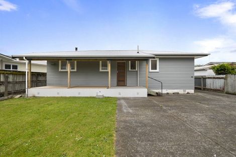 Photo of property in 3 Somerset Crescent, Highbury, Palmerston North, 4412