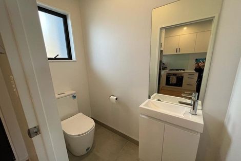 Photo of property in 4/60 Highland Drive, Highland Park, Auckland, 2010