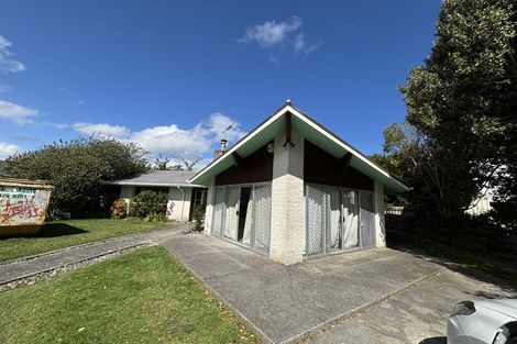 Photo of property in 28 Matai Street, Waikanae, 5036