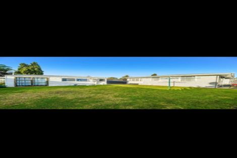 Photo of property in 17 Kayes Road, Pukekohe, 2120