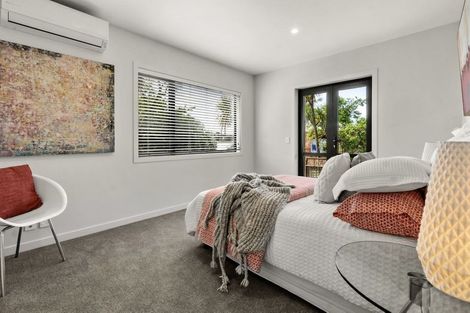 Photo of property in 4/20 Tui Glen Road, Birkenhead, Auckland, 0626