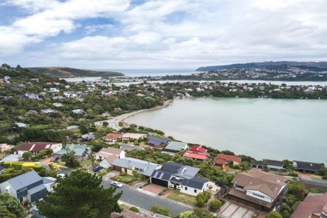 Photo of property in 19 Mercury Way, Whitby, Porirua, 5024