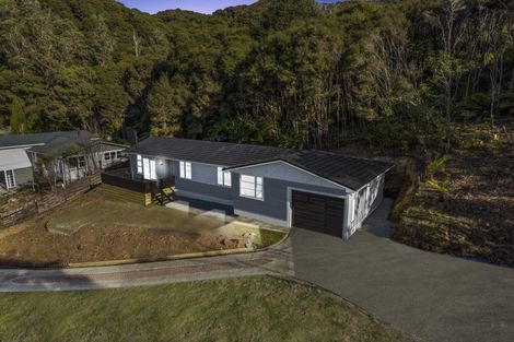 Photo of property in 11 Karaka Street, Wainuiomata, Lower Hutt, 5014