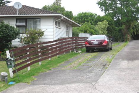 Photo of property in 9 Aplin Place, Birkdale, Auckland, 0626