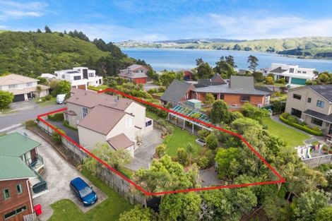 Photo of property in 19 Molyneux Close, Whitby, Porirua, 5024