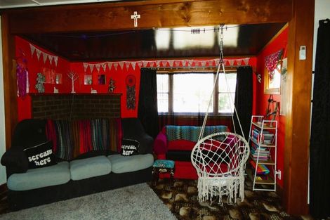 Photo of property in 58 Brougham Street, Westport, 7825