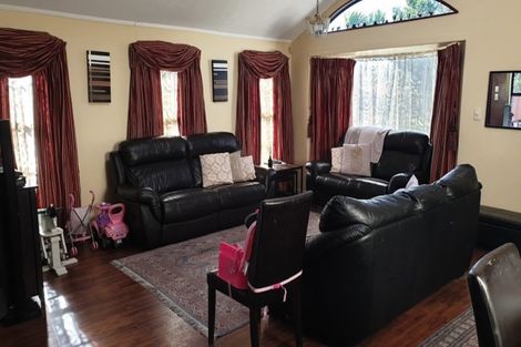 Photo of property in 35 Kentwood Drive, Woodridge, Wellington, 6037