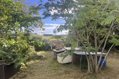 Photo of property in 64 Freemans Road, Otaki, 5512