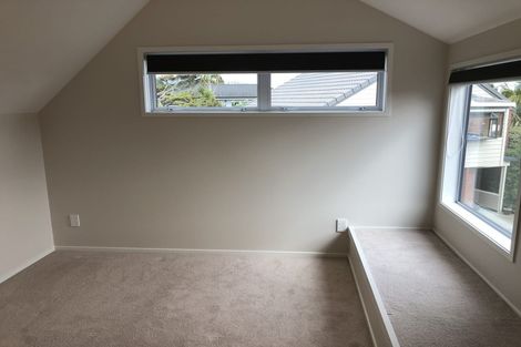 Photo of property in 1/7 Sylvan Park Avenue, Milford, Auckland, 0620