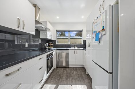 Photo of property in 16a Mahanga Road, Fairy Springs, Rotorua, 3015