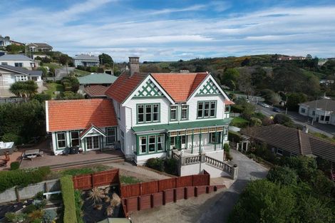 Photo of property in 2 Ure Street, South Hill, Oamaru, 9400