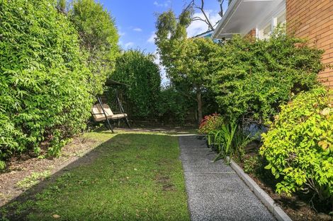 Photo of property in 2/43 Northumberland Avenue, Belmont, Auckland, 0622