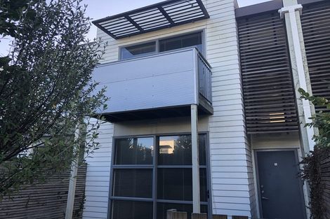 Photo of property in 19 The Track, Takanini, 2112