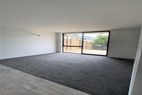 Photo of property in 11 Akarana Avenue, Mount Roskill, Auckland, 1041