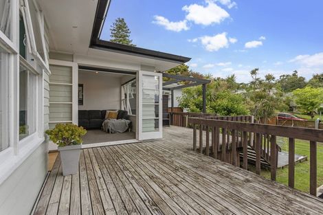 Photo of property in 4 Mariana Place, Glen Eden, Auckland, 0602