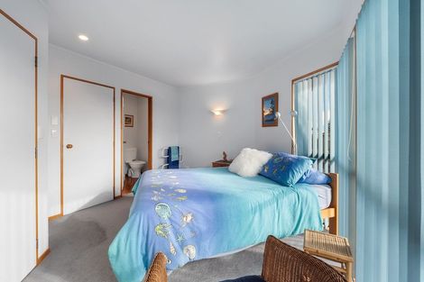 Photo of property in 62d Maunganui Road, Mount Maunganui, 3116