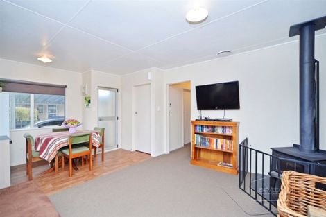 Photo of property in 8b Kupe Drive, Carterton, 5713