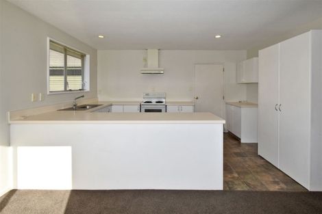 Photo of property in 2/41 Brodie Street, Ilam, Christchurch, 8041