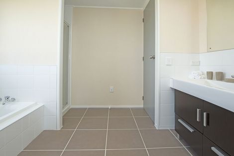 Photo of property in 1400 Kaipara Coast Highway, Kaukapakapa, 0984