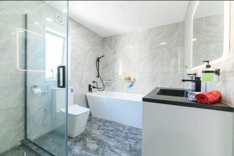 Photo of property in 48e Arawa Street, New Lynn, Auckland, 0600