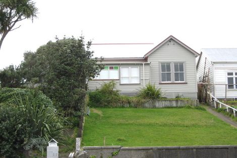 Photo of property in 11 Calvert Road, Moturoa, New Plymouth, 4310