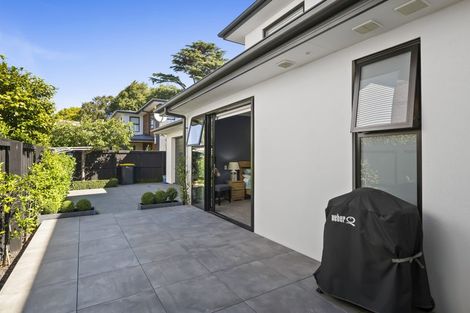 Photo of property in 20 Wai-iti Terrace, Burnside, Christchurch, 8053