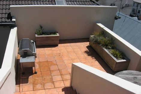 Photo of property in 7e Austin Street, Mount Victoria, Wellington, 6011