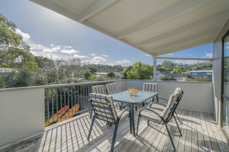Photo of property in 62 Oyster Drive, Cooks Beach, Whitianga, 3591