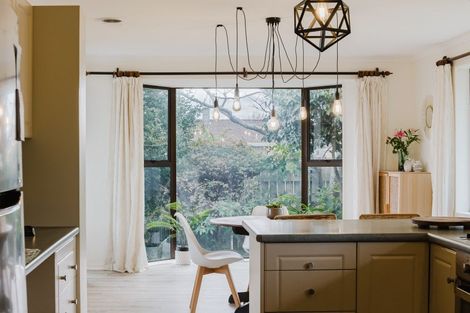 Photo of property in 43 Pencarrow Street, Highbury, Palmerston North, 4412