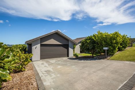 Photo of property in 16 Nelson Avenue, Aotea, Porirua, 5024
