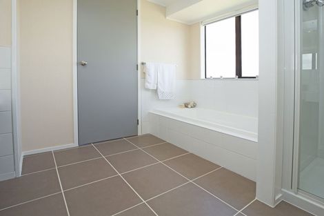 Photo of property in 1400 Kaipara Coast Highway, Kaukapakapa, 0984