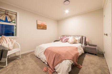 Photo of property in 20 Spyglass Street, Red Beach, 0932