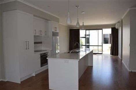 Photo of property in 10 Kittyhawk Lane, Hobsonville, Auckland, 0616