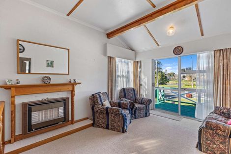 Photo of property in 104 Somme Parade, Aramoho, Whanganui, 4500