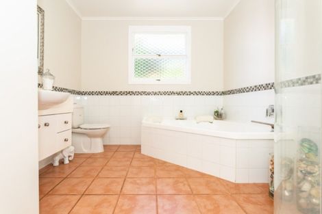 Photo of property in 91a Hackthorne Road, Cashmere, Christchurch, 8022